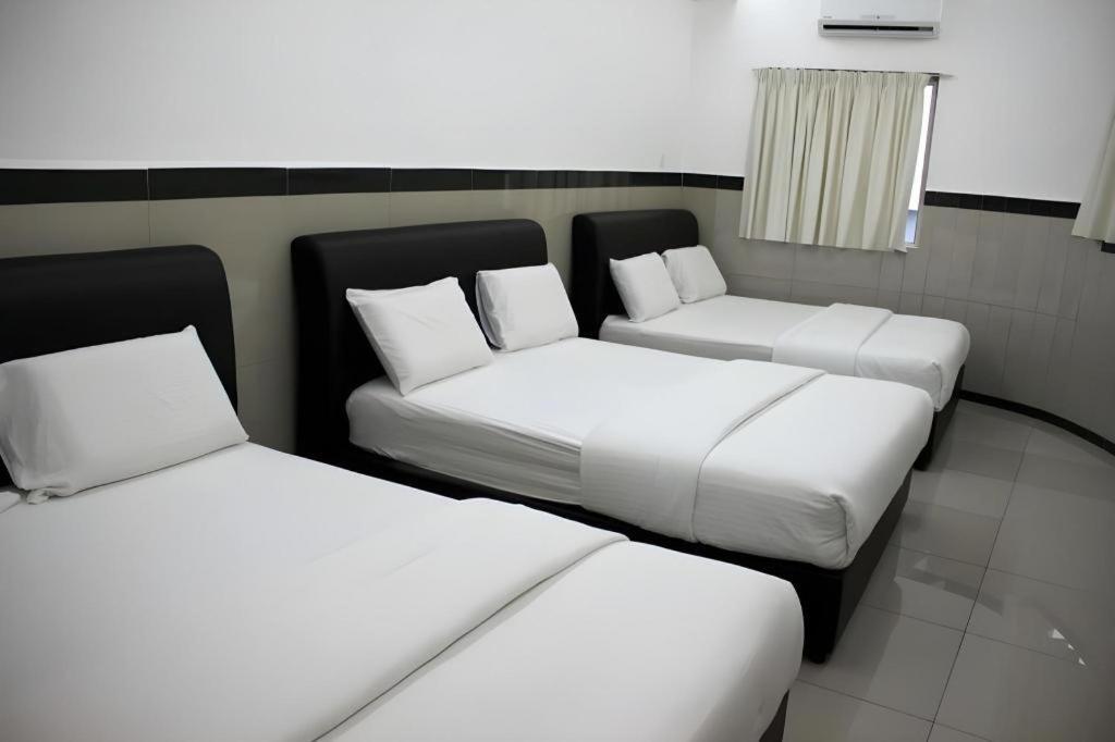 Burmahtel Hotel George Town Esterno foto