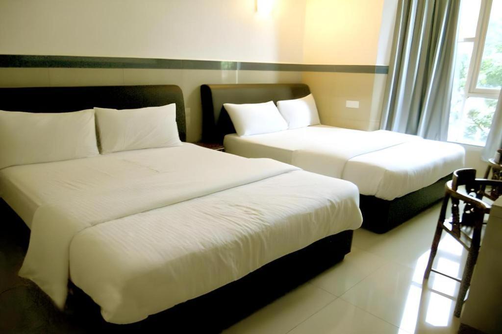 Burmahtel Hotel George Town Esterno foto