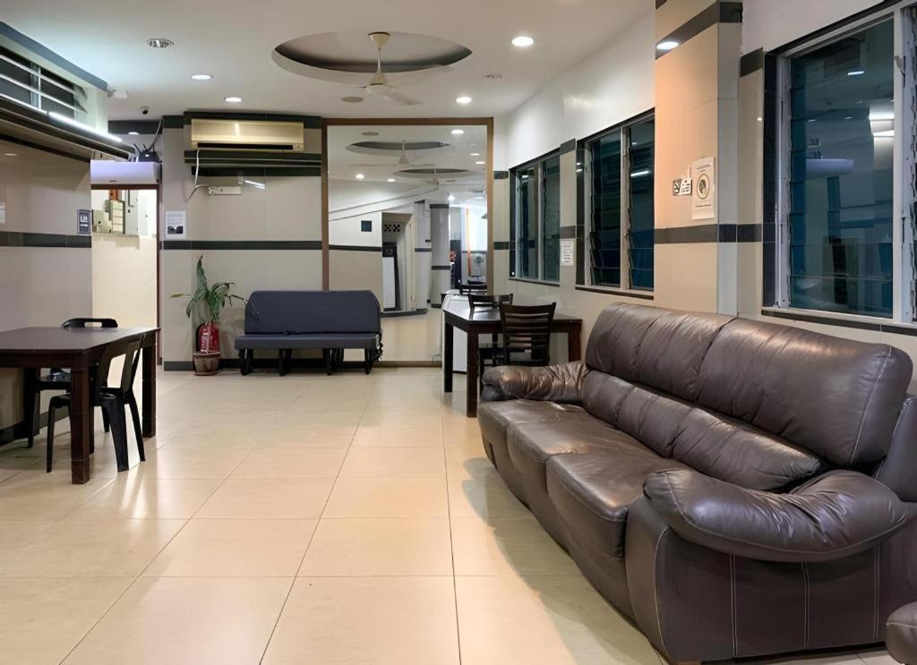 Burmahtel Hotel George Town Esterno foto