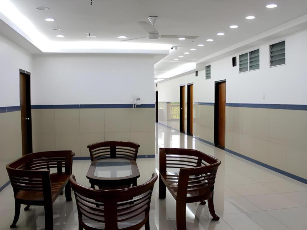 Burmahtel Hotel George Town Esterno foto
