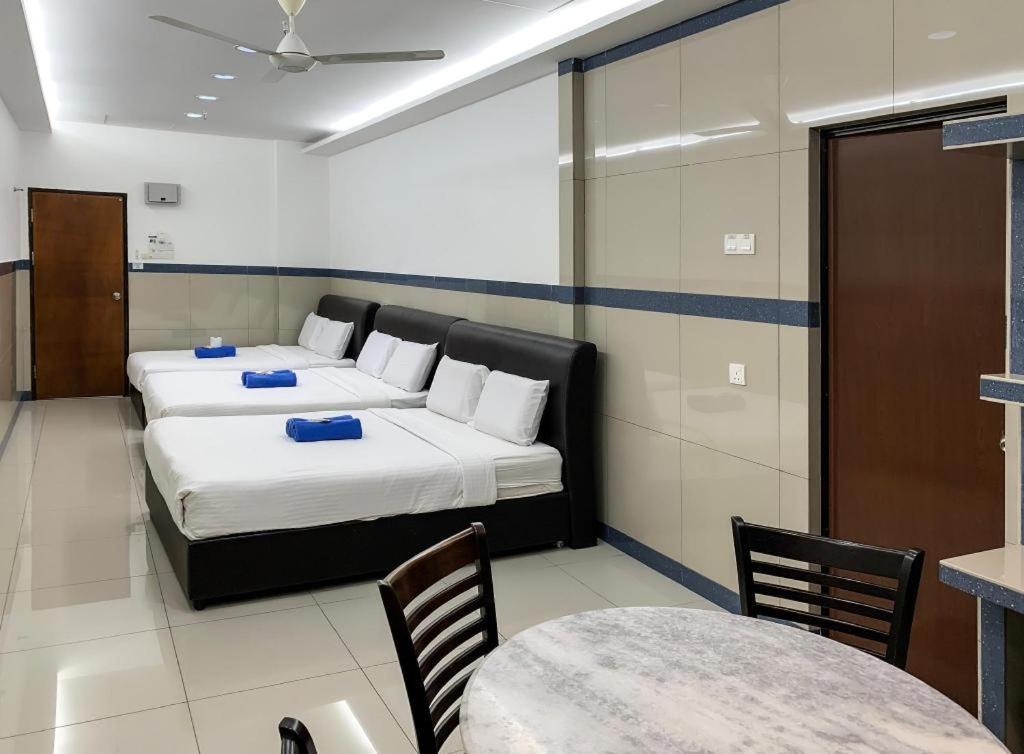 Burmahtel Hotel George Town Esterno foto