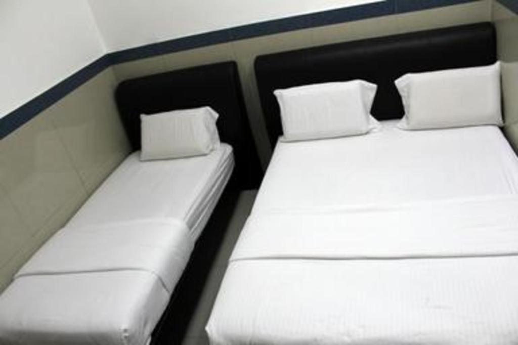 Burmahtel Hotel George Town Esterno foto